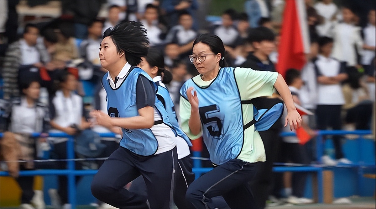 高中运动会_高中运动会方队入场词_高中运动会方针是什么