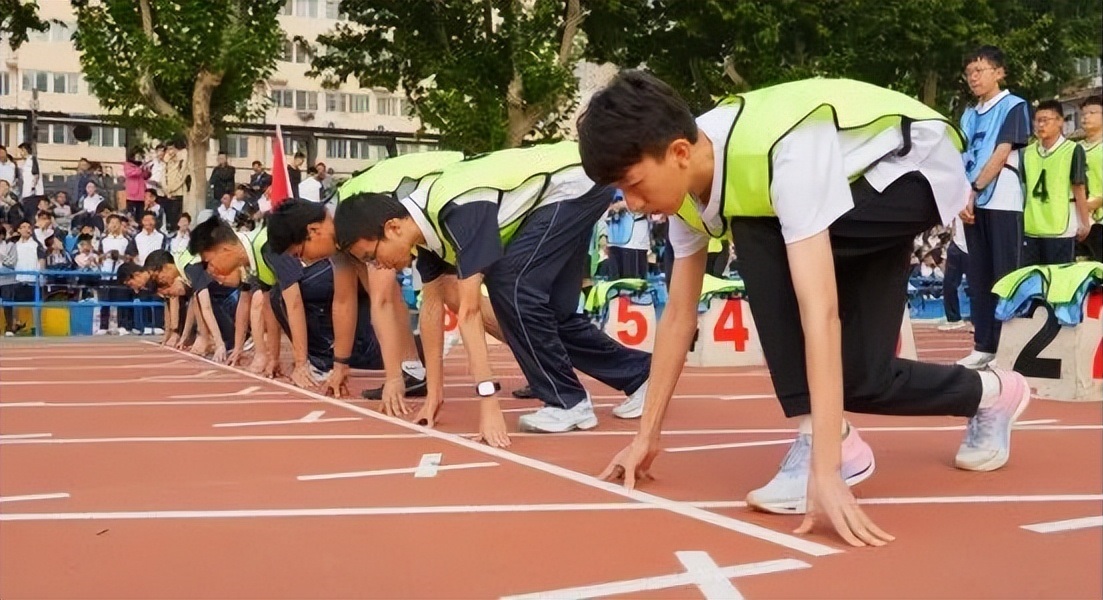 高中运动会方队入场词_高中运动会_高中运动会方针是什么